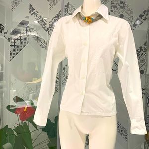 VTG 90’ 💯% COTTON EMBROIDERED BUTTONS DOWN WHITE SHIRT